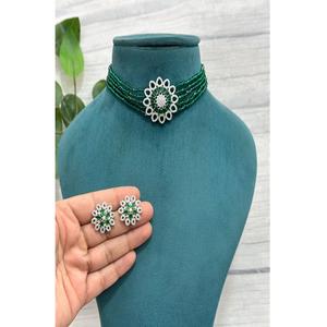 Ensemble collier ras-de-cou et boucles d'oreilles élégants en argent plaqué, zircon CZ et perles d'imitation, cadeau de mariage pour femme - Product Image 2