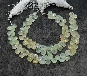 Perles facettées en forme de cœur en préhnite AAA, 7-8 mm, pierres précieuses naturelles en préhnite verte ombrée, perles en forme de cœur de 8 pouces, préhnite facettée - Product Image 1