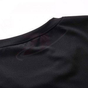 T-shirt de sport moulant à manches courtes pour homme, noir, couleur unie, polyester, séchage rapide, sous-vêtement technique - Product Image 4