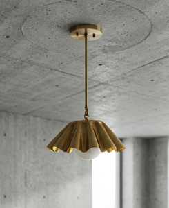 Lámpara de Techo Moderna Sputnik de Latón con Luz Individual |   luminaria de techo con diseño floral |   candelabro - Product Image 4