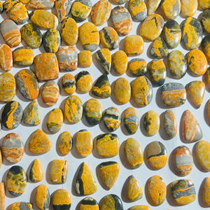 Cabujón de Jaspe Abeja Natural, Gema Suelta de Diseño, Forma Ovalada de Pera, Piedra Pulida de Alta Calidad para Joyería - Product Image 1