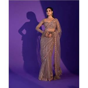 Saree de fête de créateur avec Dori et Zari en tenue de club - Product Image 5