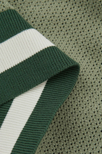 Polo de Punto para Hombre, Manga Corta, Color Verde Sólido, Estilo Casual, Corte Regular, Diseño con Botones al Frente - Product Image 4