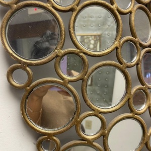 Espejo de Pared Redondo Estilo Bohemio con Marco de Latón y Diseño de Mosaico Circular, Arte Decorativo en Metal - Product Image 4