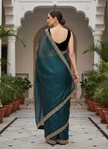 . Sari de luxe en tulle brodé avec des paillettes, des détails en Jari Dori et une bordure en dentelle de velours de qualité supérieure - Product Image 5