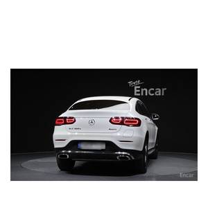 Mercedes-Benz Clase GLC GLC300e 4MATIC Coupé Automático, Asientos de Cuero, Volante a la Izquierda, Cámara Trasera, Marzo 2023, con 29,731 km - Product Image 4