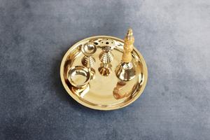 Juego de Pooja de Latón Estilo Art Deco para Celebraciones de Kirtan, Bodas y Diwali - Product Image 3
