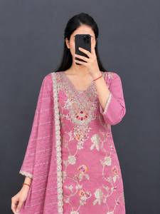 NOIIR PIGEON <b>Womens</b> Soft Chanderi Cotton 3-Piece <b>Kurti</b> Pant Dupatta Set Chanderi Jacquard Dupatta | Wrinkle Free Quick Dry - Product Image 4