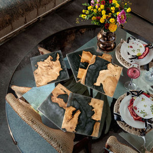 Posavasos Cuadrados de Madera al por Mayor, Alfombrillas de Resina Epoxi con Aislamiento Térmico, Almohadillas de Madera y Bambú, Almohadillas Modernas de Nogal de Lujo para Uso en la Cocina - Product Image 5