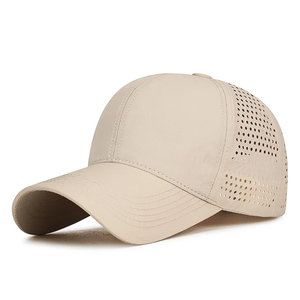 Gorra de Senderismo Ligera, Impermeable y Ajustable para Hombre y Mujer, de Secado Rápido, Perforada con Láser, Transpirable, Gorra de Béisbol para Exteriores - Product Image 1