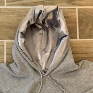 Pull d'hiver à capuche en soie Sweat-shirt personnalisé en gros - Product Image 4