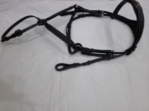 Ensemble de bridons d'équitation Annabelle, bridons en cuir pour chevaux, vente en gros, équipement d'équitation traditionnel, bridons d'équitation. - Product Image 3