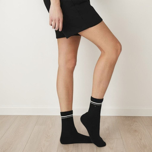 Customized Logo Solid Black White Cotton <b>Socks</b> Embroidery Letter <b>Men</b> Women Unisex Sport Cotton <b>Socks</b> With OEM Service - Product Image 5
