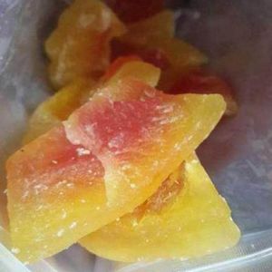 มะละกออบแห้งพรีเมียม เนื้อนุ่ม หวาน อร่อย ขนมขบเคี้ยวผลไม้อบแห้ง ขายส่งเพื่อการส่งออกอย่างยั่งยืน - Product Image 2