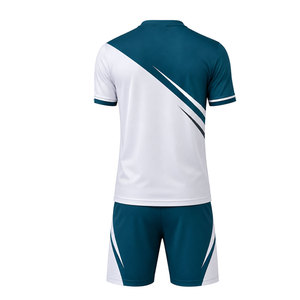 Uniforme de Fútbol de Poliéster de Alto Rendimiento, Jersey y Pantalones Cortos que Absorben la Humedad, Personalizables para Clubes, Escuelas y Equipos Deportivos - Product Image 2
