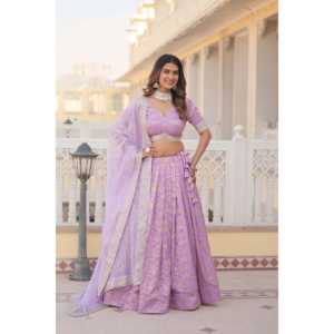 Vêtements de désherbage Designer Lehenga Choli - Product Image 4