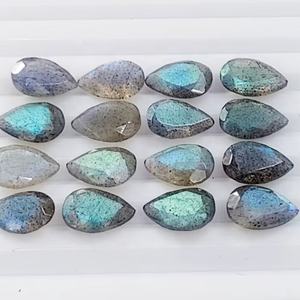 Piedra de labradorita natural de calidad AAA de 10*7 mm, facetada en forma de pera, para la fabricación de joyas, piedra preciosa suelta a precio de mayorista. - Product Image 1