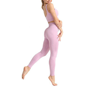 Ensemble de yoga : haut à manches longues et leggings taille haute en tissu extensible doux pour les séances de sport et les routines de fitness - Product Image 5