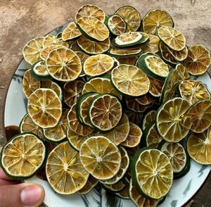 Vietnam <b>Dried</b> Lemon Slices Dehydrated <b>Lime</b> Wheels for Tea& Cocktail & Baking & 100% Pure Natural Citrus Slices, Bulk Price - Product Image 1