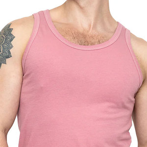 Camiseta sin mangas informal para hombre, diseñada para la comodidad diaria con tela suave, ajuste relajado y apariencia moderna. - Product Image 3