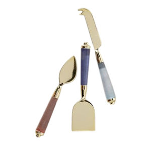 Juego de cubiertos de acero inoxidable estilo antiguo hecho a mano con mangos únicos de hueso natural o cuerno y acabado brillante en venta. - Product Image 5