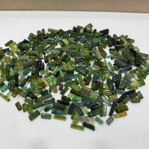 Meilleure tourmaline verte naturelle brute non taillée, spécimen en bâton, non poli, forme libre, Afghanistan, qualité AAA, vente en gros, qualité gemme - Product Image 6