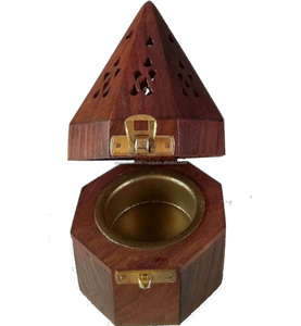 Decorative Wooden <b>Bakhoor</b> Burner with Metal Cup for Incense and <b>Oud</b> - Product Image 3