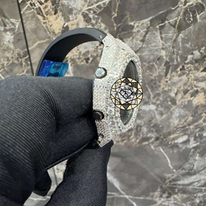 Reloj de Lujo con Incrustaciones de Moissanita, 46 mm, Números Romanos, Correa de Goma Negra, Estilo Hip Hop, Acero Inoxidable, Cuarzo, Personalizado - Product Image 4