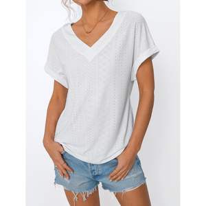 2025 camisetas con cuello en V para mujer, bonitas camisetas informales de verano y primavera, bordado de ojales, moda de vacaciones en la playa, ropa transpirable XS - Product Image 1