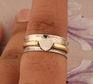 Bague Cœur de Luxe Élégante en Argent Sterling 925 Plaqué Or, Bijou Tendance de Haute Qualité avec Motif Cœur Romantique - Product Image 3