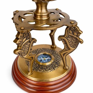 Globe armillaire en laiton avec anneau zodiacal et support hippocampe, sculpture astronomique vintage, centre de table de luxe - Product Image 5