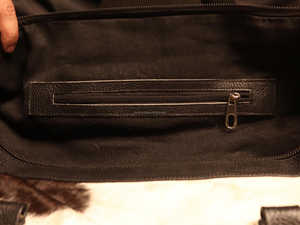 Sac de voyage en cuir véritable fait main de qualité supérieure avec fourrure, en cuir de vachette véritable, pour le sport, les week-ends, avec personnalisation de marque, fermeture éclair, modèle LHODB-0033 - Product Image 5