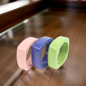 Colorido Boho Resin Bangle Stack Pulseras para Gypsy Look Hecho a mano por Tradebyd - Product Image 1