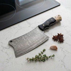 Couteau à hacher ambidextre moderne fait main sur mesure 8-9,9 pouces en acier Damas avec manche en corne et micarta, étui en cuir, compatible lave-vaisselle - Product Image 1