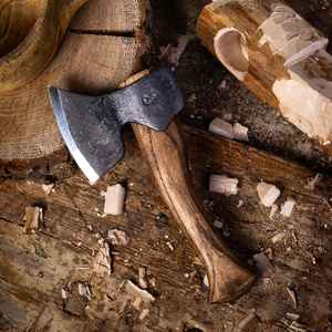 Hacha Pequeña de Acero Vikingo de Alto Carbono Hecha a Mano de Primera Calidad, Precio al por Mayor, Hacha de Mano Pequeña para Acampar al Aire Libre - Product Image 2