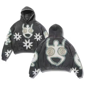 Sweat à capuche oversize pour homme avec visage de dessin animé brodé, coupe oversize, épaules tombantes, broderie vieillie, délavage acide, strass, coupe carrée - Product Image 1