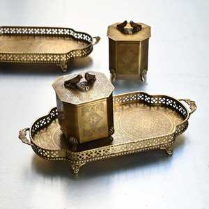 Bandeja Decorativa Rectangular con Patrón Geométrico y Asa, Diseño Tradicional, Paquete Individual - Product Image 3