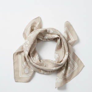 Foulard bandana style bohème à imprimé floral, carré, pour tenues de festival hippie et accessoires créatifs pour cheveux - Product Image 5