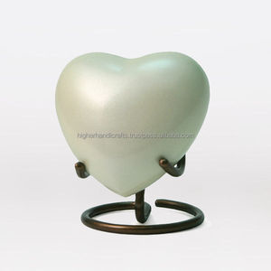 รูปปั้นหัวใจล่าสุดสีชมพูอ่อนแมตต์ทองเหลืองที่ระลึกโกศเผาศพเด็กอุปกรณ์งานศพเด็กเออร์นซื้อจากผู้ผลิตอินเดีย - Product Image 5