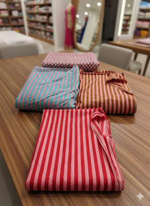 Tela de Popelina de Algodón Peinado Ligera, Transpirable, Absorbente de Humedad, Ecológica y Orgánica con Estampado de Rayas Multicolores para Niñas - Product Image 2