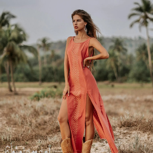 Vestido Maxi de Algodón Orgánico Color Rosa Coral, Vestido Bohemio sin Mangas para Mujer, Estilo Diosa del Sol Tropical de Verano y con Abertura Alta - Product Image 3