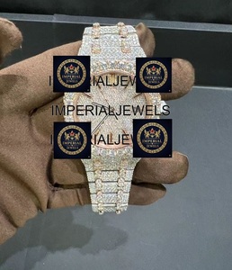 Montre unisexe en acier inoxydable avec boîtier carré de 18 mm, sertie de moissanite glacée, mouvement à quartz VVS VS, bracelet en alliage, GPS et date automatique - Product Image 1