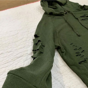 เสื้อฮู้ดดี้ผู้ชายทรงโอเวอร์ไซส์ ผ้าฝ้ายฟอกสไตล์สตรีทแวร์ ทรงหลวม สไตล์กรันจ์ รับออกแบบเอง ขายส่งเสื้อผ้า - Product Image 3