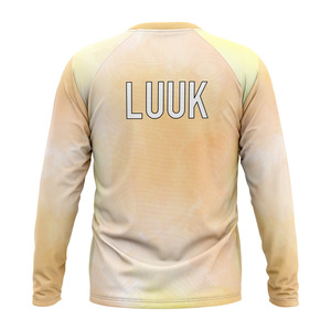 เสื้อผู้ชายแบบสั่งทำพิเศษ โพลีเอสเตอร์ 100% แขนยาว เป็นมิตรต่อสิ่งแวดล้อม แห้งเร็ว พิมพ์ลายโลโก้ด้านหน้า คอกลม เสื้อรัดรูป - Product Image 6