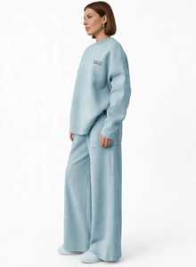 Ensemble de survêtement décontracté 2 pièces pour femme en coton imprimé bleu clair, sweat-shirt à col roulé et pantalon large longueur pleine - Product Image 3