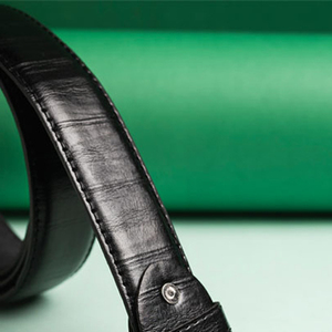 Ceinture en cuir véritable marron pour homme, de haute qualité, en cuir de vachette, personnalisable, style professionnel, avec boucle en acier, en provenance du Pakistan. - Product Image 5
