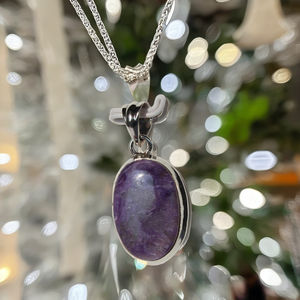 2025 Grado Superior Charoite cabujón Unisex colgante 925 plata esterlina forma ovalada bisel ajuste Natural moda colgante encantos - Product Image 1