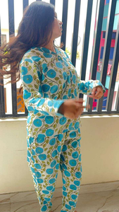 Ensemble pyjama deux pièces en coton pour femme, manches longues, imprimé floral, col rabattu, décontracté, pour l'été, avec fermeture boutonnée sur toute la longueur - Product Image 2