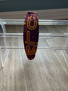 Bandeau brodé fait main en tissu léger, de haute qualité, durable, blanc, thème football américain, perlé, personnalisé, rembourré pour enfants - Product Image 4