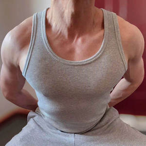 เสื้อกล้ามผ้าฝ้ายแท้ 100% ขายส่ง แห้งเร็ว ไม่มีแขน เหมาะสำหรับออกกำลังกาย พิมพ์ลายโลโก้ได้ตามต้องการ สไตล์กล้ามเนื้อ สำหรับฟิตเนสและยิม - Product Image 6